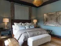 Pandora's Manor Hotels in High Point