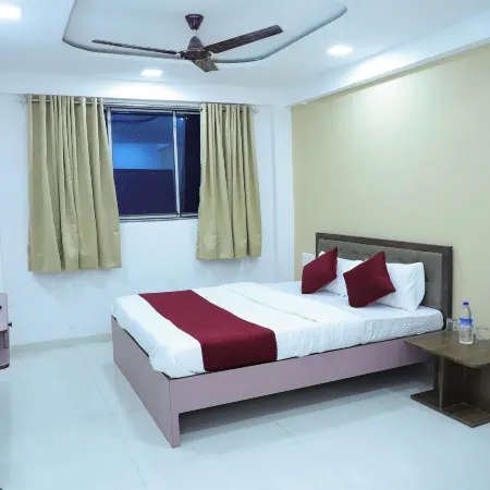 Hotel Devanshri Rooms & Restaurant