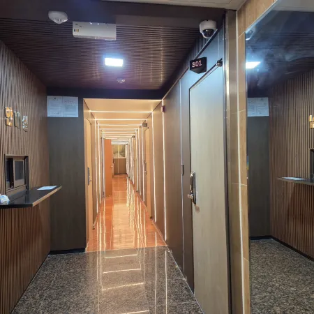 Gumi Sagokdong Bellagio Отели рядом с достопримечательностью «Железнодорожная станция Вэгван»