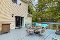 Fire Pit and Hot Tub Peaceful Poconos Farms Getaway - Beach