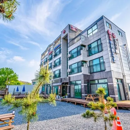 Seocheon Sunrise Beach House Pension