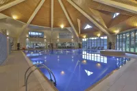 Best Western Plus Kenwick Park Hotel - Pools