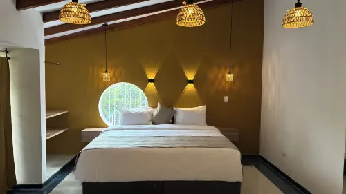 Hotel B&B Nativo Peñon - سرير ووجبة إفطار