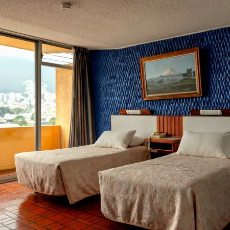 Hotel Savoy Inn