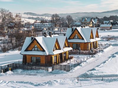 Kaniówka, Sun & Snow