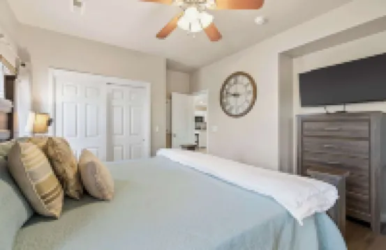 Oak Lane Escape - Branson - Resort Condo on Golf Course w/ Endless Amenities