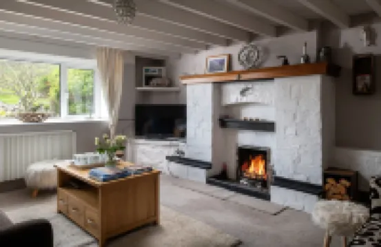 Coastal Retreat on Wales Path With Sea Views