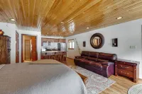 Hot Tub Access Studio 2 Mi to Taos Ski Resort - 스파