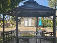 Waterfront Cabin on Lake Superior Sleeps 7 Plus ppl - 2-Star