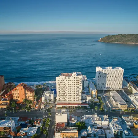 Sunvivia by Fiesta Americana Mazatlán