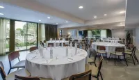 ฟลามิงโก รีสอร์ต & สปา ซานตา โรซา โซโนมา, แทปเพสตรี บาย ฮิลตัน - พร้อมอาหารเช้า