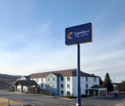 Comfort Inn & Suites Summerset - Black Hills Area Hotels in 