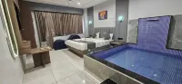 巢廣場酒店 酒店