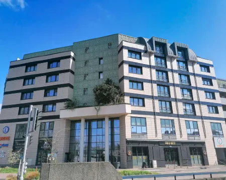 Terres de France - Appart Hotel Rouen Flaubert Hotels in Rouen