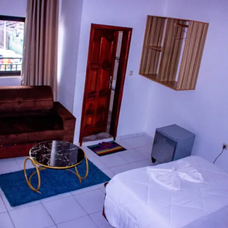 WEST HOTEL DOUALA