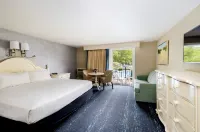 Blue Rock Resort - breakfast