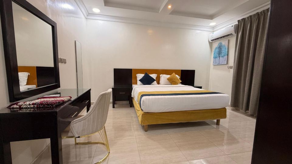 Aros Al Faisaliah Furnished Units