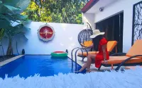 King's Home Villa - Rooftop Pools