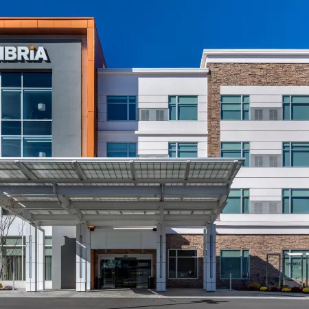 Cambria Hotel Manchester South Windsor Отели рядом с достопримечательностью «Концертный зал Xfinity»