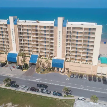 Penthouse Beachfront Views Renovated