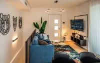 Ariom Apartments