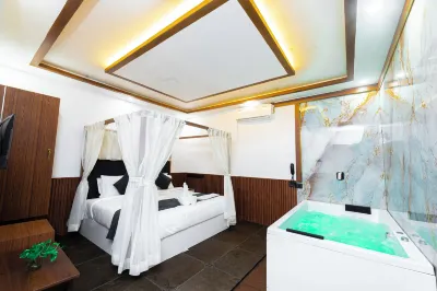 Emmanuel Residency by Alaya Stays, Kochi Hotels near Aster Medcity