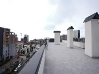 PARALLEL Apartments Hotels in Gonio