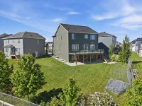 Stylish 2BR Basement Suite | 15 Mins to Airport