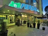 Fersal Hotel Neptune Makati Отели рядом с достопримечательностью «Макати»