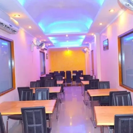 Hotel Reliance