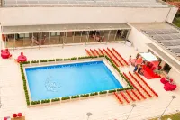 VIP Executive Santa Iria Hotel - piscina