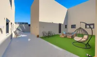 Southside Beach Suites
