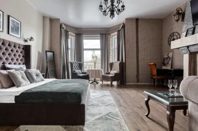 Le Diaghilev Boutique Hotel アニチコフブリッジ周辺のホテル