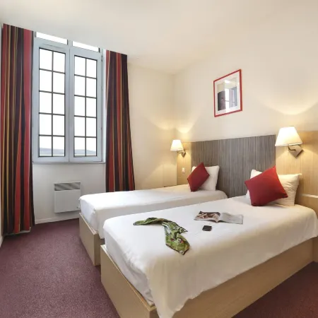 Elegant Vineyard Stay for Three