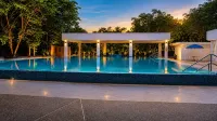 The Orchard Resort & Spa Melaka I World Spa Awards Winner I Free Access to Outdoor Spa Pool - Luxury