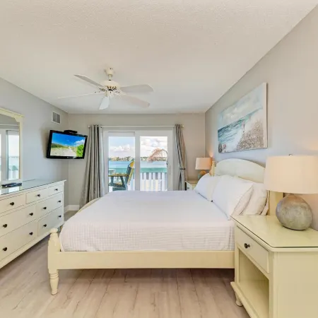 Anna Maria Island Beach Palms 6B