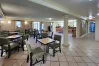 Travelodge by Wyndham Amarillo West Medical Center - sarapan