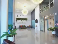 Clover Hotel Hatyai Hotels near Kho Hong