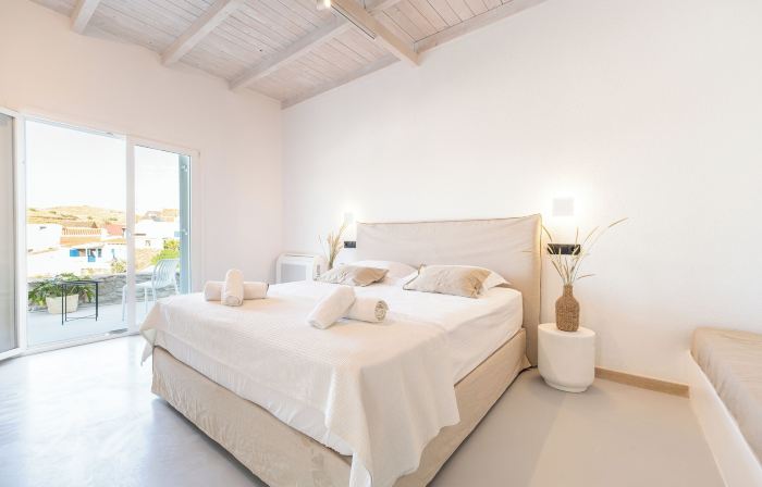 Drio Kythnos Suites