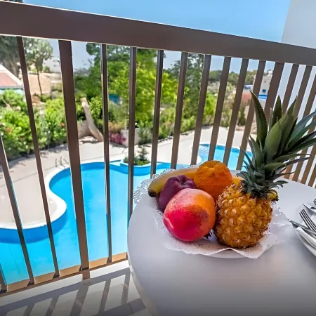 Avlida Hotel