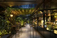 West Hotel Sydney - Curio Collection by Hilton - Airport Shuttle