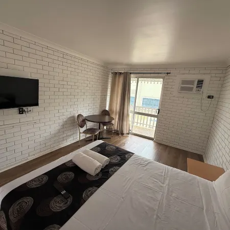 Budget Motel