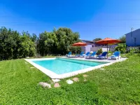 Oliviola - Pools