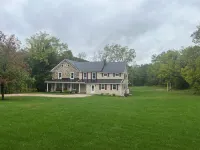 The River House: stone section built in 1790, borders the scenic Juniata  River! - Homestays