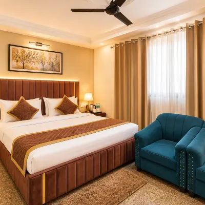 Hotel Kasa Stays -  Ramesh Nagar Metro Hotels near Kirtinagar