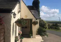 Cottage Sleeps 9 With Sea Views and Parking - 2-Star