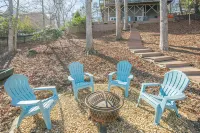 Lakefront Luxury - Boat Slip - Kayaks - Game Room - WiFi