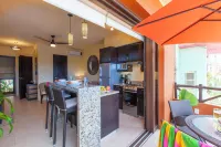 Beach Break Suites Sayulita - غرفة مطلة على الجبل