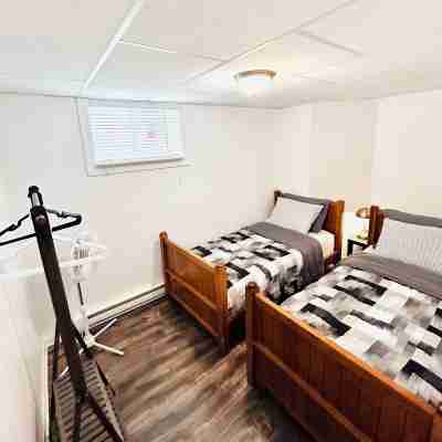 Cozy basement Apartment in St. John’s Rooms
