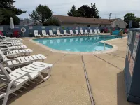 Atlantic Motel - Beach